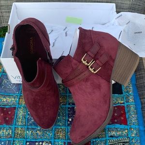 🍷Sonoma women’s ankle boot - burgundy, size 9